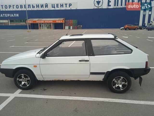 Белый ВАЗ 2108, объемом двигателя 1.3 л и пробегом 200 тыс. км за 700 $, фото 10 на Automoto.ua