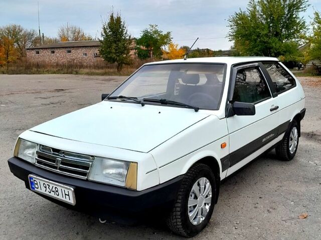 Белый ВАЗ 2108, объемом двигателя 1.3 л и пробегом 123 тыс. км за 1250 $, фото 1 на Automoto.ua