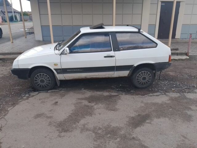 Белый ВАЗ 2108, объемом двигателя 1.3 л и пробегом 1 тыс. км за 650 $, фото 2 на Automoto.ua