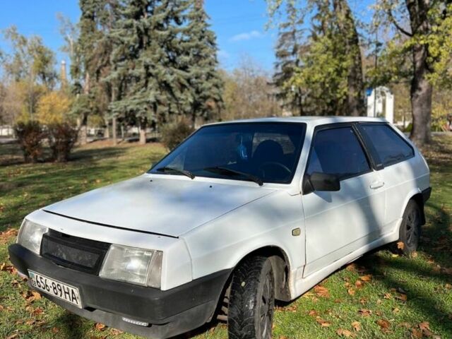 Белый ВАЗ 2108, объемом двигателя 1.5 л и пробегом 150 тыс. км за 1000 $, фото 5 на Automoto.ua