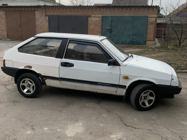Белый ВАЗ 2108, объемом двигателя 1.3 л и пробегом 3 тыс. км за 20 $, фото 4 на Automoto.ua