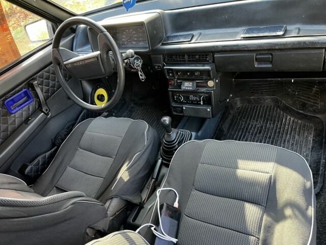 Белый ВАЗ 2108, объемом двигателя 1.5 л и пробегом 150 тыс. км за 1000 $, фото 11 на Automoto.ua