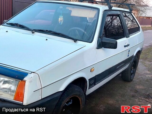 Белый ВАЗ 2108, объемом двигателя 13 л и пробегом 150 тыс. км за 950 $, фото 7 на Automoto.ua
