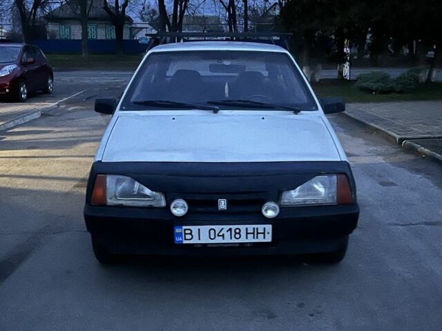 Белый ВАЗ 2108, объемом двигателя 1.3 л и пробегом 50 тыс. км за 800 $, фото 3 на Automoto.ua
