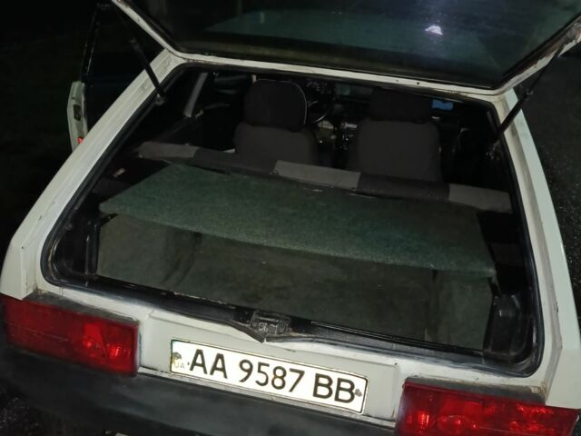 Білий ВАЗ 2108, об'ємом двигуна 1.29 л та пробігом 400 тис. км за 591 $, фото 4 на Automoto.ua