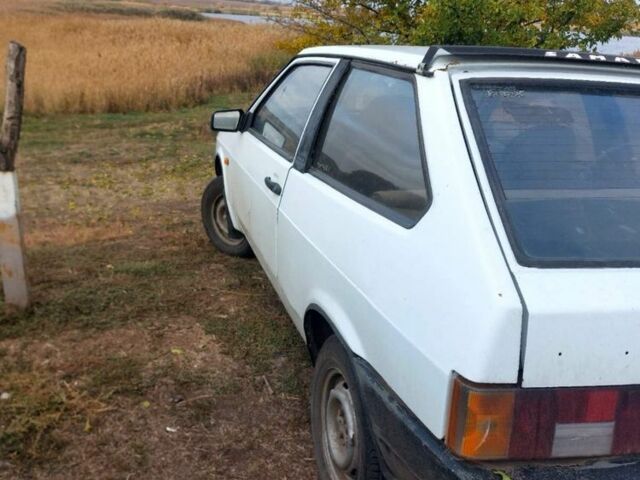 Белый ВАЗ 2108, объемом двигателя 0 л и пробегом 200 тыс. км за 1000 $, фото 1 на Automoto.ua