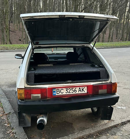 Белый ВАЗ 2108, объемом двигателя 1.5 л и пробегом 3 тыс. км за 750 $, фото 3 на Automoto.ua