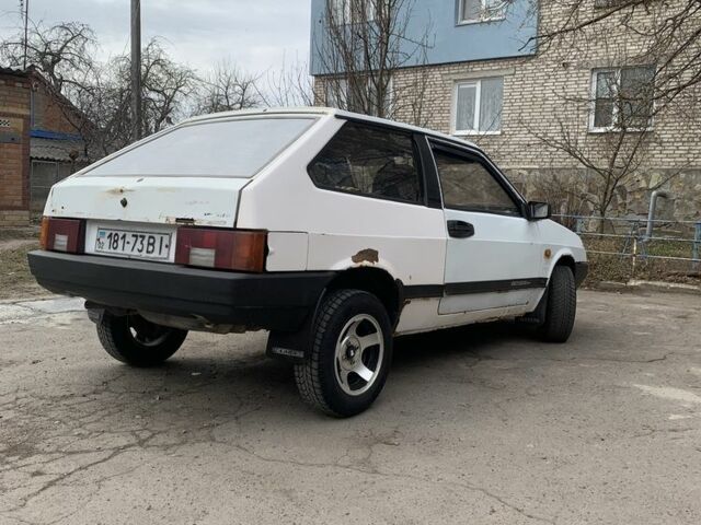 Белый ВАЗ 2108, объемом двигателя 1.3 л и пробегом 3 тыс. км за 20 $, фото 8 на Automoto.ua