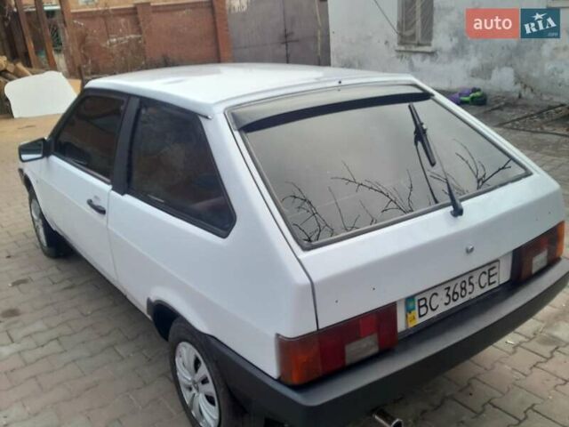 Белый ВАЗ 2108, объемом двигателя 1.5 л и пробегом 333 тыс. км за 600 $, фото 1 на Automoto.ua