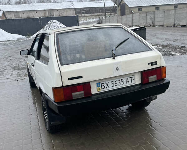 Белый ВАЗ 2108, объемом двигателя 1.3 л и пробегом 35 тыс. км за 700 $, фото 3 на Automoto.ua