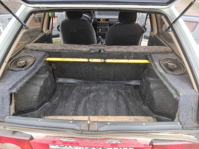 Белый ВАЗ 2108, объемом двигателя 0 л и пробегом 83 тыс. км за 1200 $, фото 6 на Automoto.ua