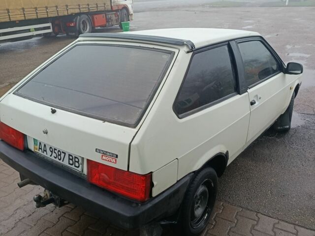 Білий ВАЗ 2108, об'ємом двигуна 1.29 л та пробігом 400 тис. км за 591 $, фото 12 на Automoto.ua