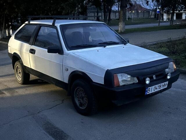 Белый ВАЗ 2108, объемом двигателя 1.3 л и пробегом 50 тыс. км за 800 $, фото 4 на Automoto.ua