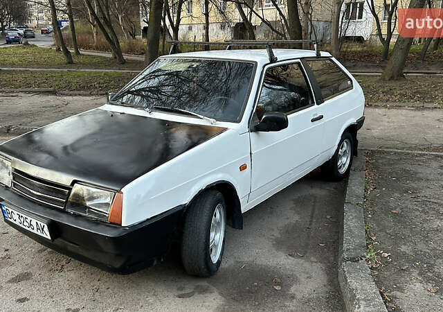 Белый ВАЗ 2108, объемом двигателя 1.5 л и пробегом 3 тыс. км за 750 $, фото 2 на Automoto.ua