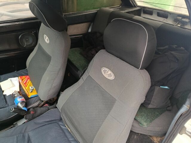 Білий ВАЗ 2108, об'ємом двигуна 1.29 л та пробігом 400 тис. км за 591 $, фото 9 на Automoto.ua