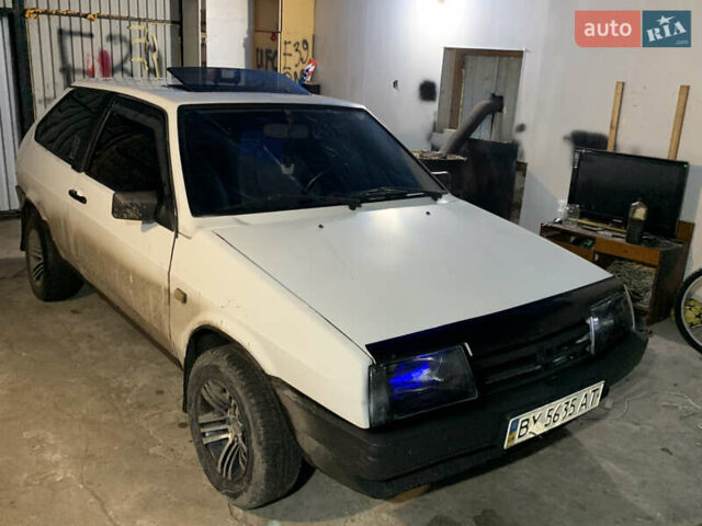 Белый ВАЗ 2108, объемом двигателя 1.5 л и пробегом 100 тыс. км за 799 $, фото 12 на Automoto.ua