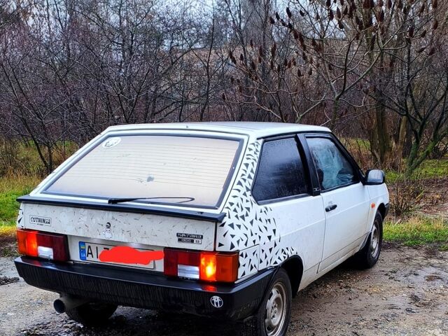 Белый ВАЗ 2108, объемом двигателя 1.3 л и пробегом 200 тыс. км за 900 $, фото 1 на Automoto.ua