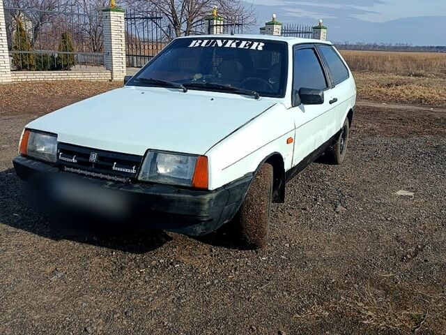 Белый ВАЗ 2108, объемом двигателя 13 л и пробегом 111 тыс. км за 790 $, фото 3 на Automoto.ua