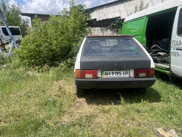 Белый ВАЗ 2108, объемом двигателя 1.5 л и пробегом 100 тыс. км за 30000 $, фото 4 на Automoto.ua