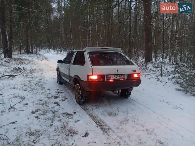Белый ВАЗ 2108, объемом двигателя 1.3 л и пробегом 59 тыс. км за 900 $, фото 3 на Automoto.ua