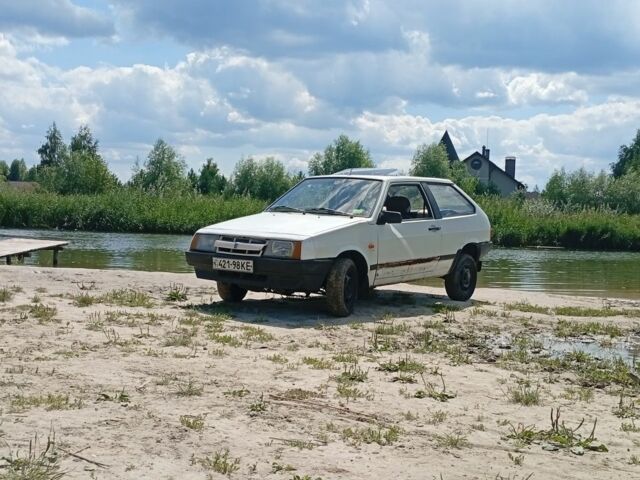 Белый ВАЗ 2108, объемом двигателя 0 л и пробегом 12 тыс. км за 356 $, фото 4 на Automoto.ua