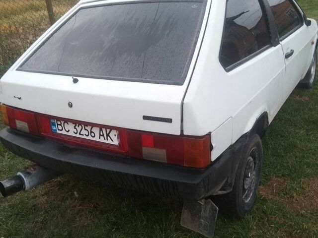 Белый ВАЗ 2108, объемом двигателя 1.5 л и пробегом 34 тыс. км за 1100 $, фото 3 на Automoto.ua