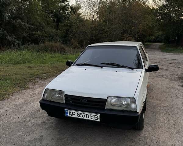 Белый ВАЗ 2108, объемом двигателя 1.3 л и пробегом 31 тыс. км за 991 $, фото 6 на Automoto.ua