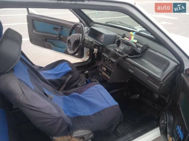 Белый ВАЗ 2108, объемом двигателя 1.3 л и пробегом 200 тыс. км за 700 $, фото 11 на Automoto.ua