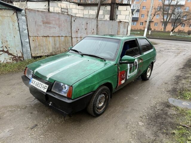 Белый ВАЗ 2108, объемом двигателя 1.5 л и пробегом 240 тыс. км за 379 $, фото 3 на Automoto.ua