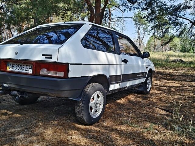 Белый ВАЗ 2108, объемом двигателя 1.5 л и пробегом 440 тыс. км за 850 $, фото 1 на Automoto.ua