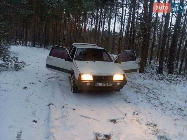 Белый ВАЗ 2108, объемом двигателя 1.3 л и пробегом 59 тыс. км за 900 $, фото 4 на Automoto.ua