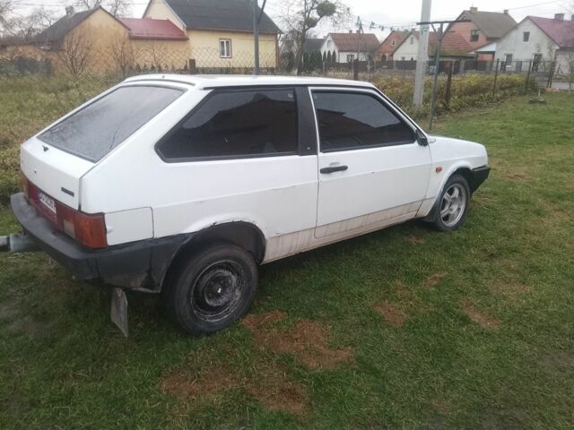 Белый ВАЗ 2108, объемом двигателя 1.5 л и пробегом 34 тыс. км за 1100 $, фото 4 на Automoto.ua