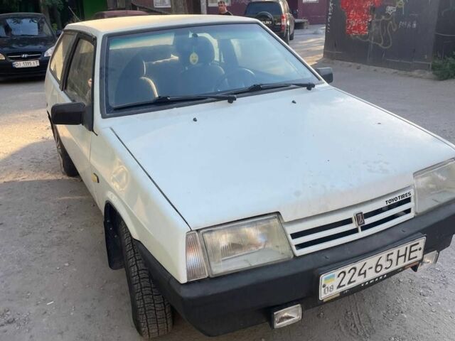 Белый ВАЗ 2108, объемом двигателя 1.5 л и пробегом 198 тыс. км за 800 $, фото 3 на Automoto.ua