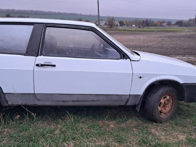 Белый ВАЗ 2108, объемом двигателя 0 л и пробегом 50 тыс. км за 310 $, фото 2 на Automoto.ua