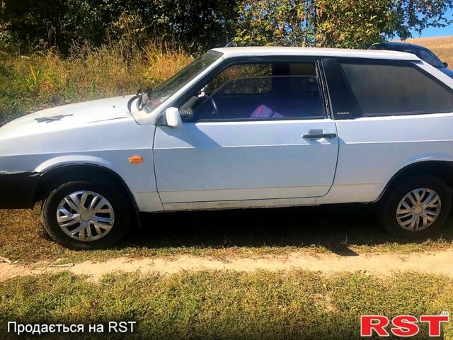 Белый ВАЗ 2108, объемом двигателя 1.3 л и пробегом 160 тыс. км за 500 $, фото 1 на Automoto.ua