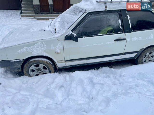 Белый ВАЗ 2108, объемом двигателя 1.29 л и пробегом 320 тыс. км за 900 $, фото 5 на Automoto.ua