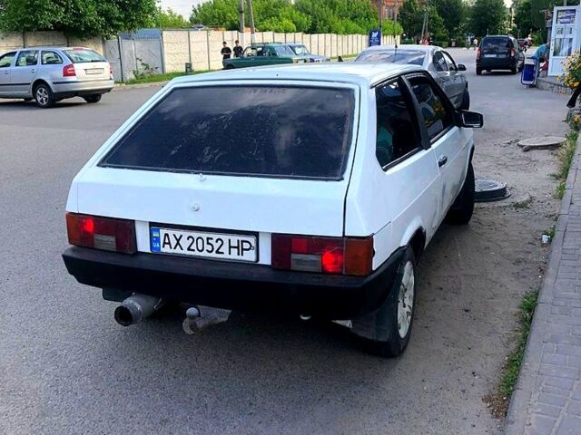 Белый ВАЗ 2108, объемом двигателя 1.5 л и пробегом 200 тыс. км за 900 $, фото 1 на Automoto.ua