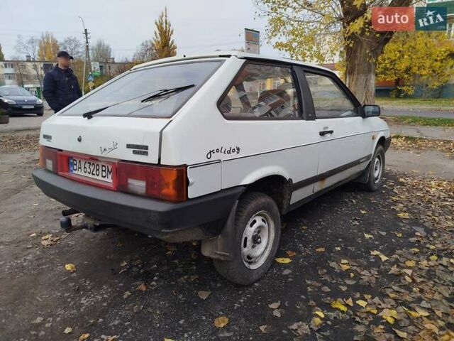 Белый ВАЗ 2108, объемом двигателя 1.1 л и пробегом 104 тыс. км за 1100 $, фото 2 на Automoto.ua