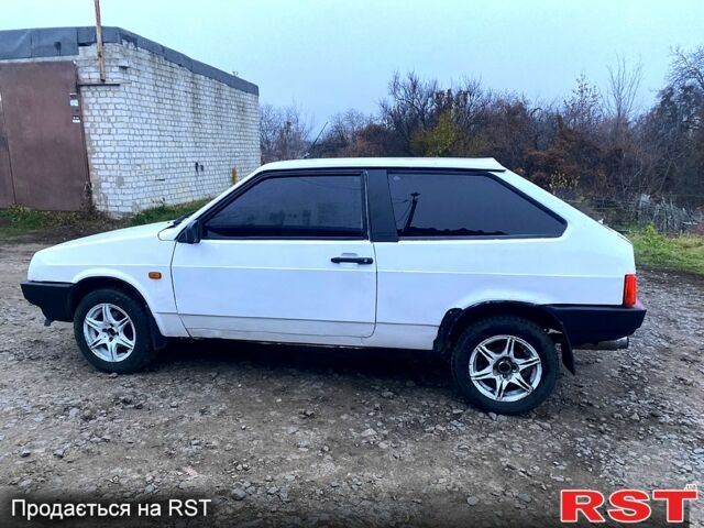 Білий ВАЗ 2108, об'ємом двигуна 1.5 л та пробігом 300 тис. км за 1000 $, фото 3 на Automoto.ua