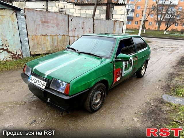 Белый ВАЗ 2108, объемом двигателя 1.5 л и пробегом 240 тыс. км за 380 $, фото 1 на Automoto.ua