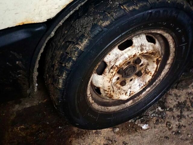 Белый ВАЗ 2108, объемом двигателя 1.3 л и пробегом 205 тыс. км за 350 $, фото 3 на Automoto.ua