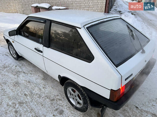 Білий ВАЗ 2108, об'ємом двигуна 1.3 л та пробігом 150 тис. км за 999 $, фото 3 на Automoto.ua