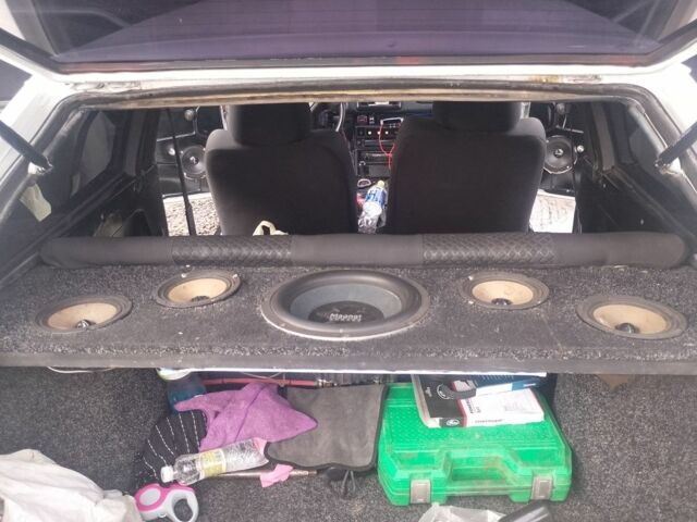 Белый ВАЗ 2108, объемом двигателя 1.3 л и пробегом 66 тыс. км за 2100 $, фото 4 на Automoto.ua