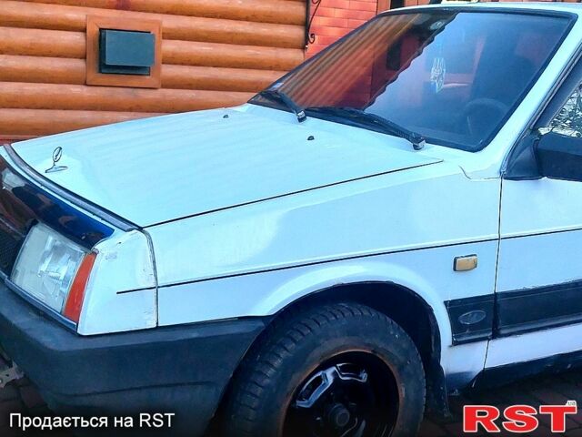 Белый ВАЗ 2108, объемом двигателя 13 л и пробегом 150 тыс. км за 950 $, фото 6 на Automoto.ua