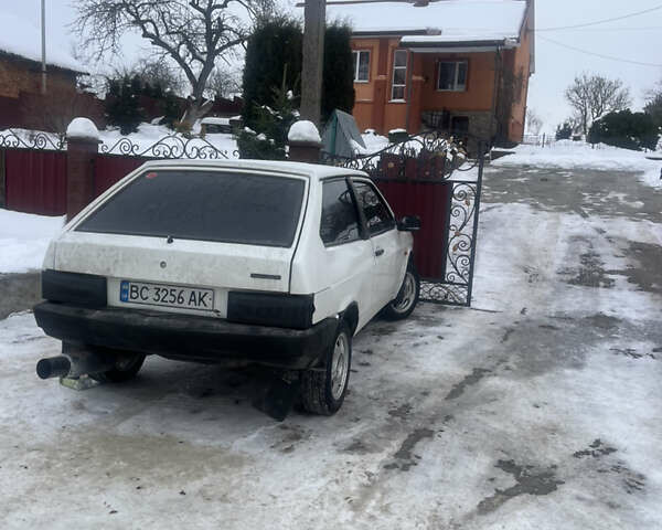 Білий ВАЗ 2108, об'ємом двигуна 1.5 л та пробігом 333 тис. км за 750 $, фото 2 на Automoto.ua