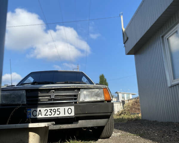 ВАЗ 2108 1992 в Черкассах на Automoto.ua Белый ВАЗ 2108, объемом двигателя 1.3 л и пробегом 400 тыс. км за 399 $, фото 4 на Automoto.ua