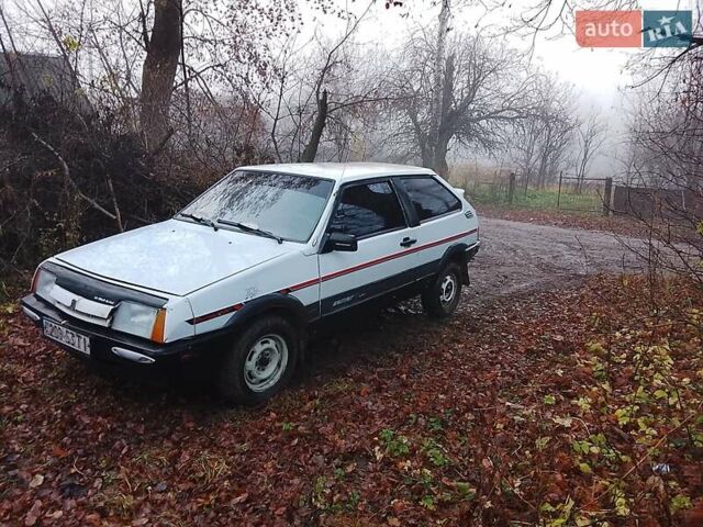 Белый ВАЗ 2108, объемом двигателя 0 л и пробегом 425 тыс. км за 550 $, фото 4 на Automoto.ua