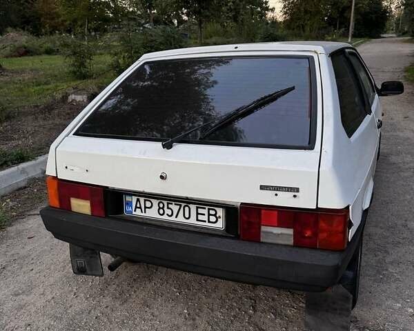 Белый ВАЗ 2108, объемом двигателя 1.3 л и пробегом 31 тыс. км за 991 $, фото 2 на Automoto.ua