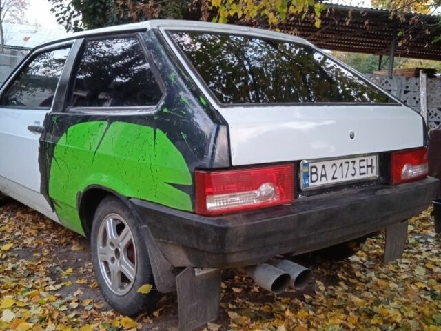 ВАЗ 2108 1993 в Александрие на Automoto.ua Белый ВАЗ 2108, объемом двигателя 1.3 л и пробегом 78 тыс. км за 768 $, фото 3 на Automoto.ua
