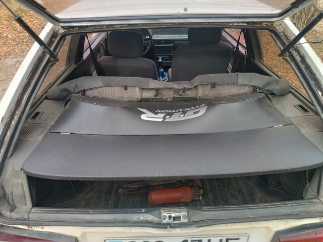 ВАЗ 2108 1993 в Запорожье на Automoto.ua Белый ВАЗ 2108, объемом двигателя 1.3 л и пробегом 1 тыс. км за 650 $, фото 4 на Automoto.ua